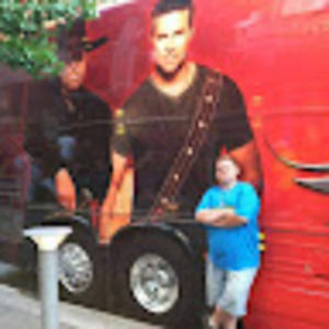 Meet your Posher, Michael